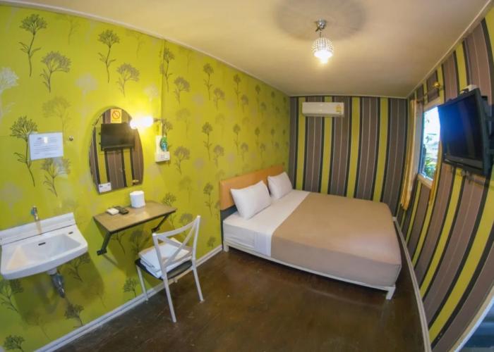 Iron Resort&Hotel