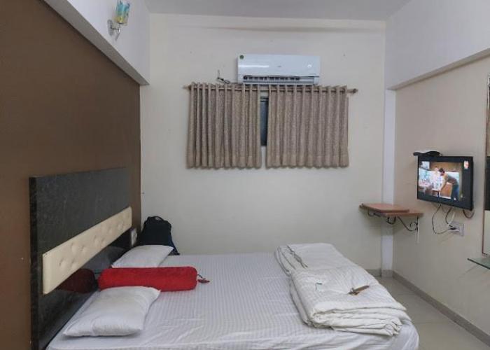 Hotel Shiv Parvati International, Solapur