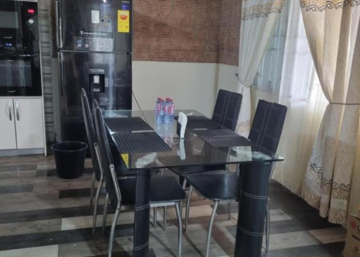 2 bedroom house in Tema