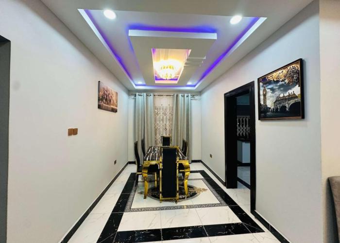 Lexsarp Apartments