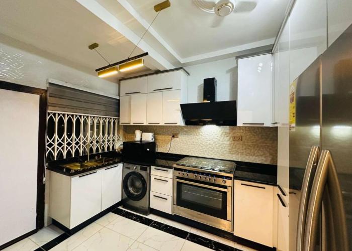 Lexsarp Apartments