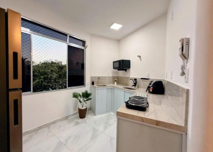 Quarto-Sala 550 mts Praia Camburi e Próximo Universidade UFES