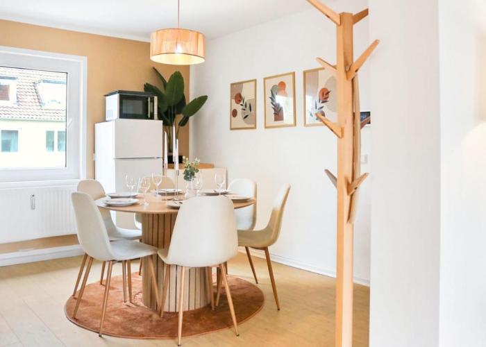 Lunaria Living I VW Tor 17 - Gemütlich - Home Office - Zentral - Parkplatz