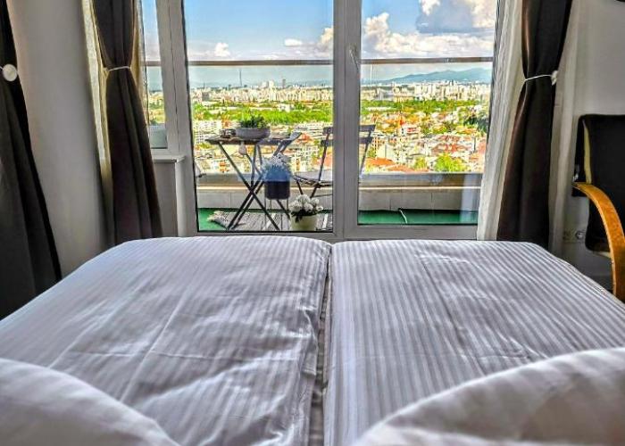 Sofia View - By Metro, Kids room, Sky Lounge Terrace, 2-Car Garage, Playground, BBQ, 24h Security