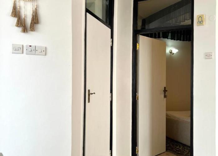Lofty 1br Milimani with AC