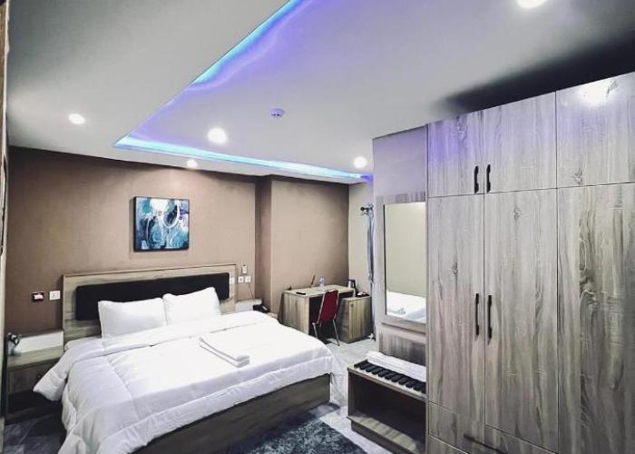 Macdestly Apartment