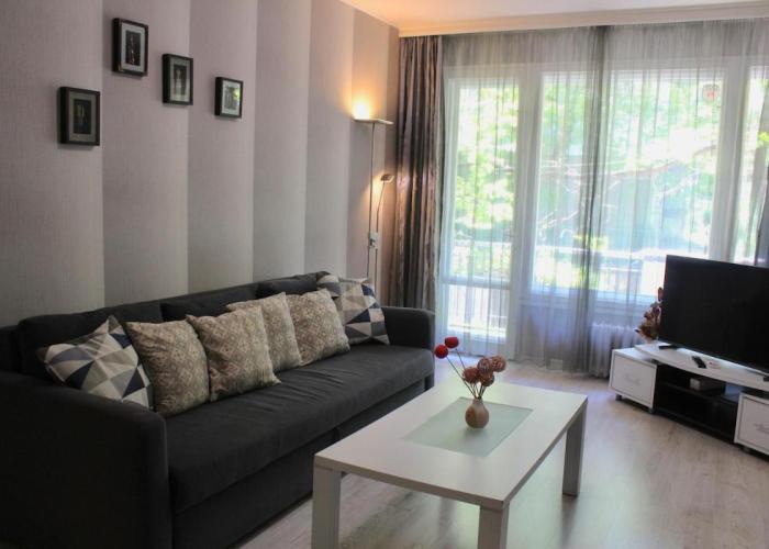 Apartment Near NDK Biairbnb