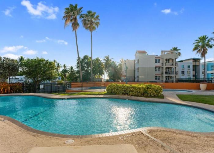 Beach access apartment at Bahia Serena 104
