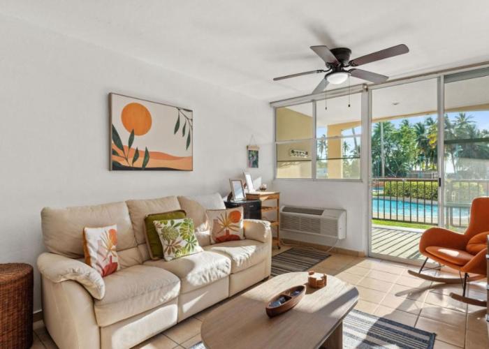 Beach access apartment at Bahia Serena 104