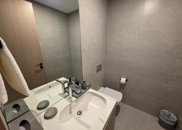 Elegant 1BR with Balcony PearlHouse Luxury Living!