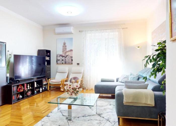 Apartment Stella- near Center and Bačvice Beach