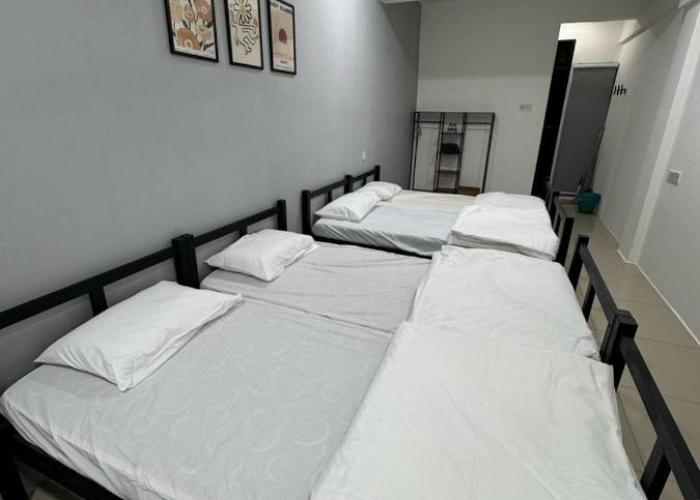 Modern & Cozy Home Stay
