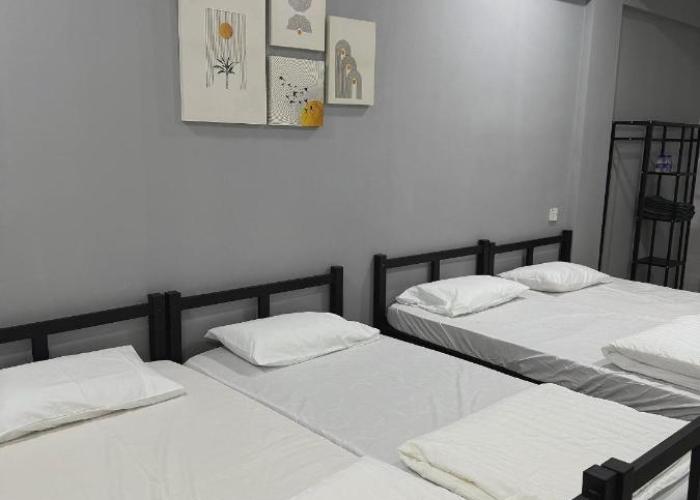 Modern & Cozy Home Stay