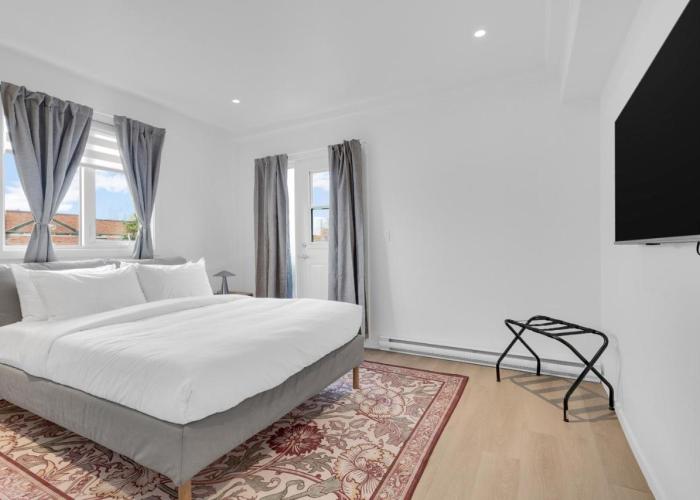 Le Victoria Midtown Mtl