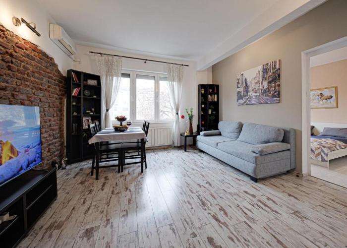Urban Loft - Metro Access