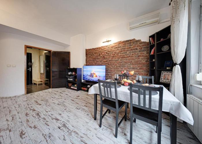 Urban Loft - Metro Access