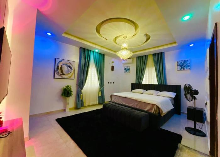 White House 3 Bedroom Apartment - Abeokuta