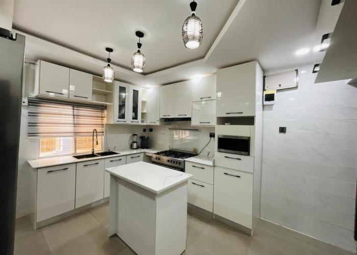 White House 3 Bedroom Apartment - Abeokuta