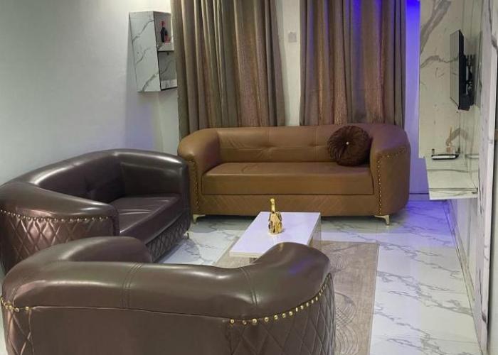 GOLD - Luxury on all round