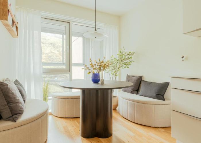 3 BR Apartment with Balcony, Sea View and Parking