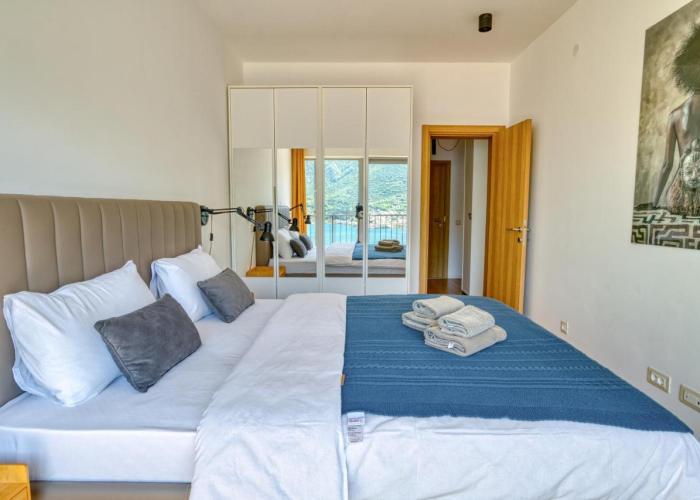 Kotor Sea View Apartment by MN Property