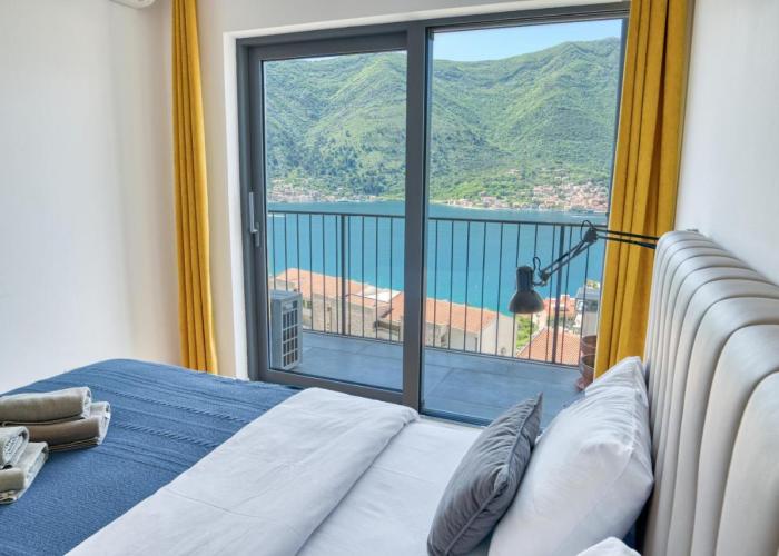 Kotor Sea View Apartment by MN Property