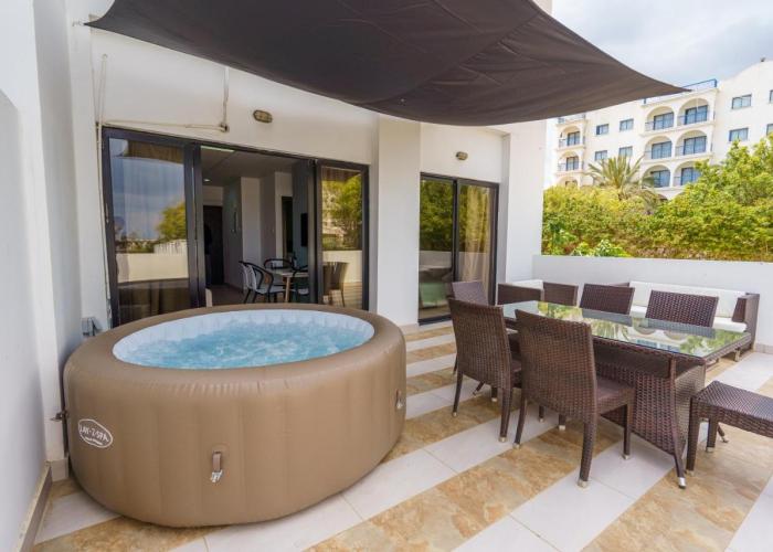 Pernera One Suites in Pernera Protaras