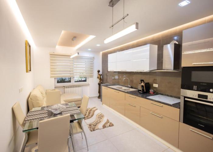 Apartment KLER-Elegant Stay Ali Demi