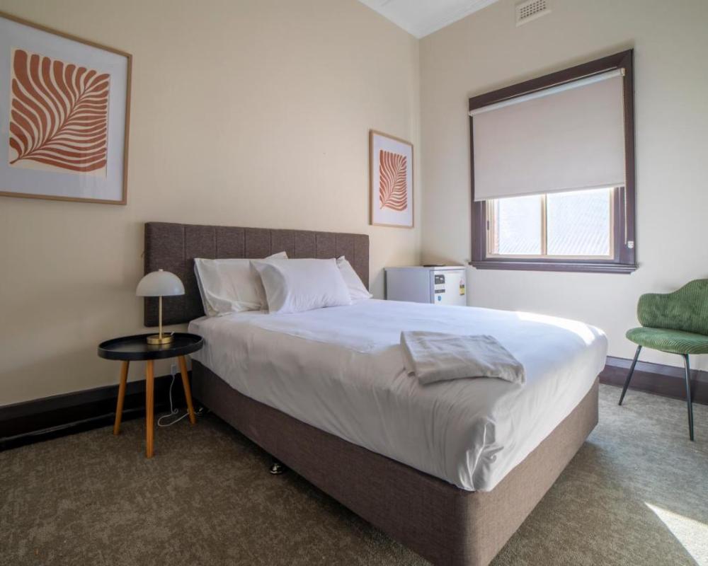 фото Terminus Hotel Yarrawonga