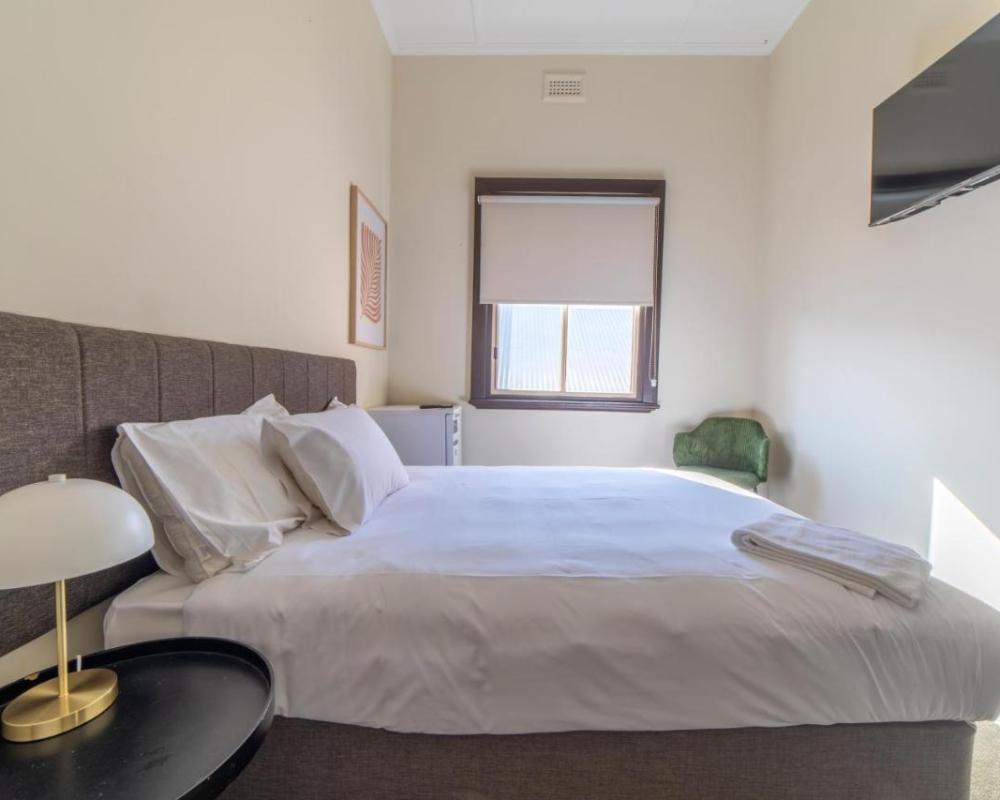 фото Terminus Hotel Yarrawonga