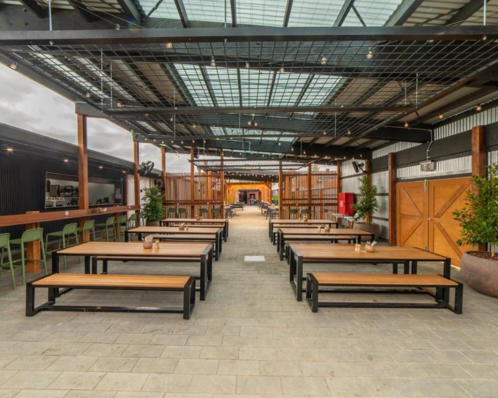 фото Terminus Hotel Yarrawonga