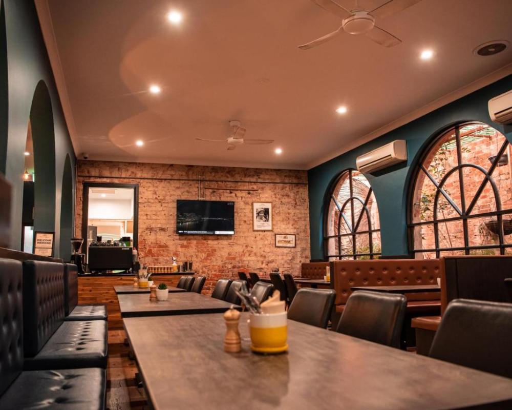фото Terminus Hotel Yarrawonga