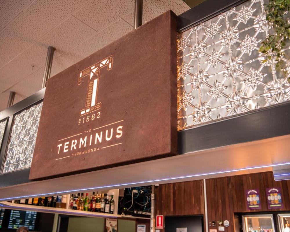 фото Terminus Hotel Yarrawonga