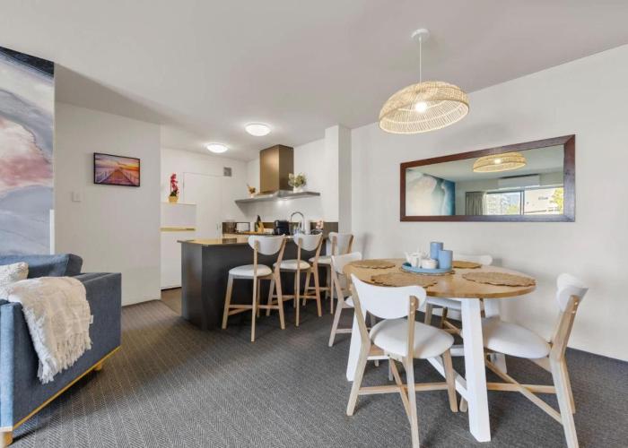 Stylish 2-Bedroom Apartment in the Heart of Perth