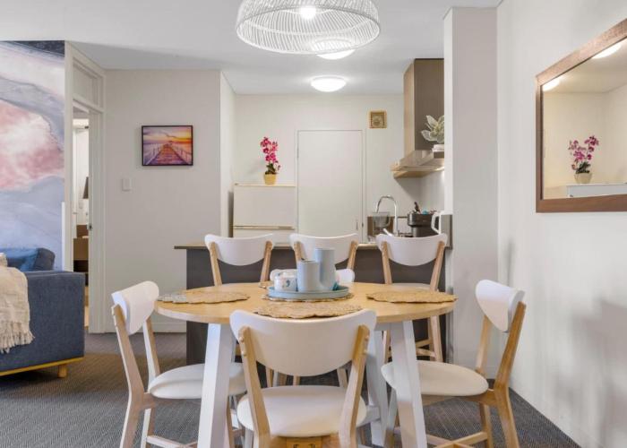 Stylish 2-Bedroom Apartment in the Heart of Perth