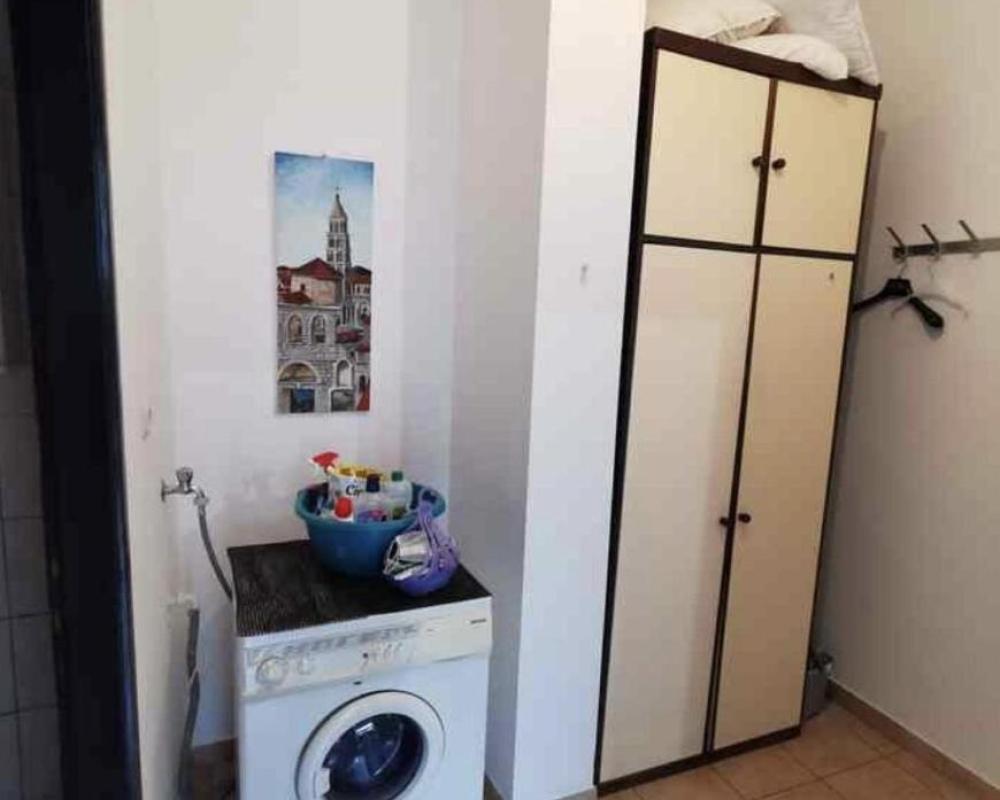 фото Apartment with garden