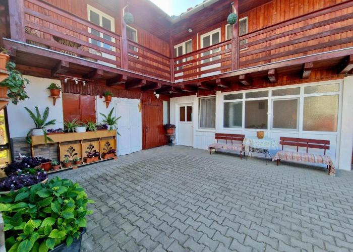 Casa Rica Vendégház