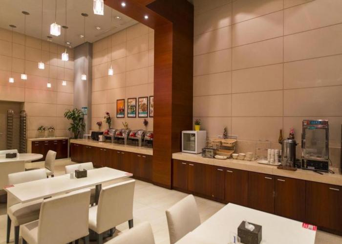 Jinjiang Inn Select Zhenjiang Yangzhong Yangzi Middle Road