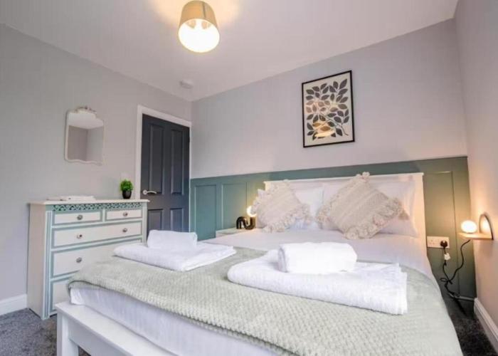 Lower Chestnut House, 2 Bedroom, Central Worcester