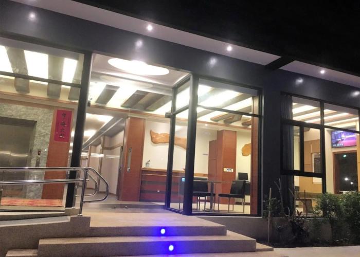 Wei Feng Exquisite Motel Pintung Branch