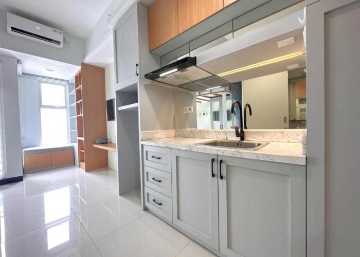 Urban Chic Studio at Amor Apartment in Pakuwon City Mall, East Surabaya by Le Ciel Hospitality