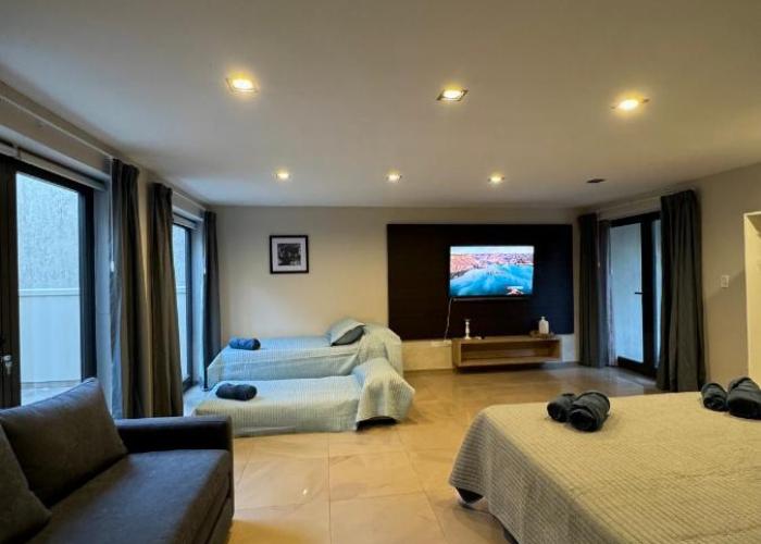 Apartment Mullay