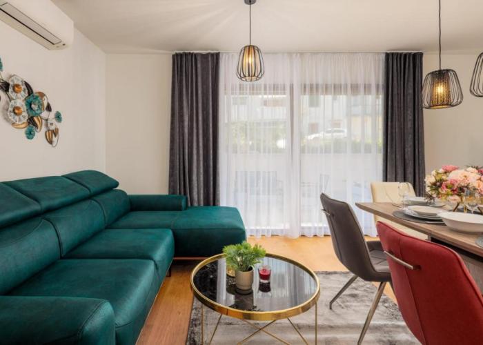 Mirela's golden luxury apartment