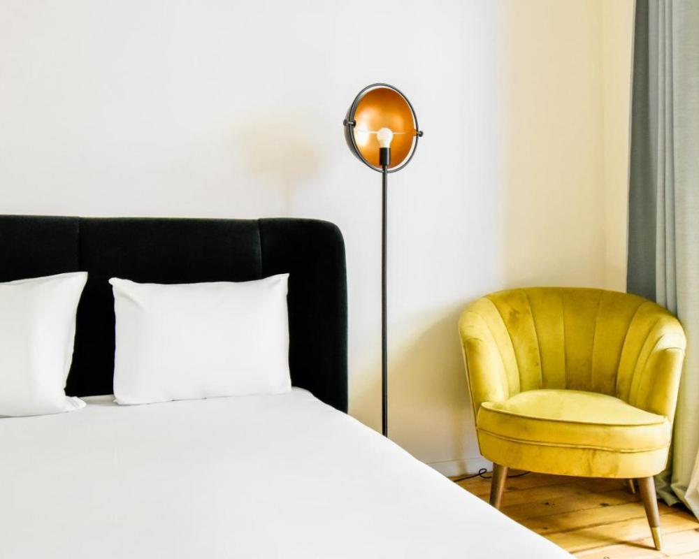 фото Classic Charm - 2BD central Apartment by FlatManager