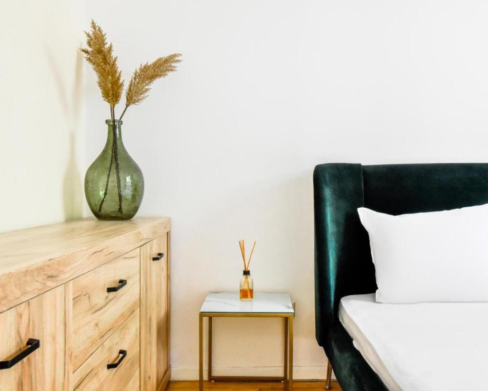 фото Classic Charm - 2BD central Apartment by FlatManager
