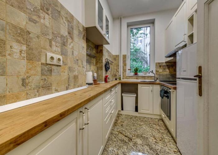 Classic Charm - 2BD central Apartment by FlatManager