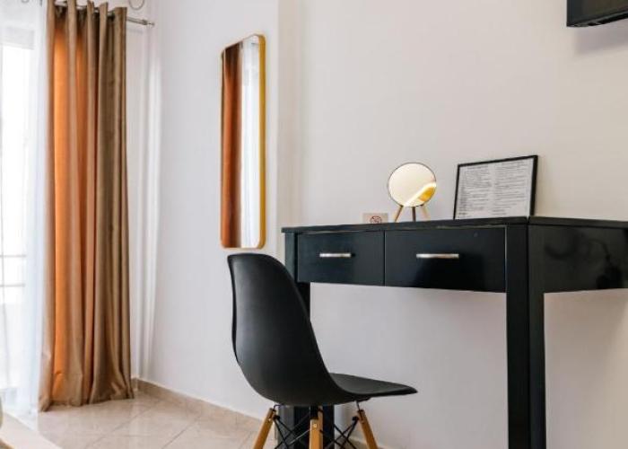 Elio's Rooms