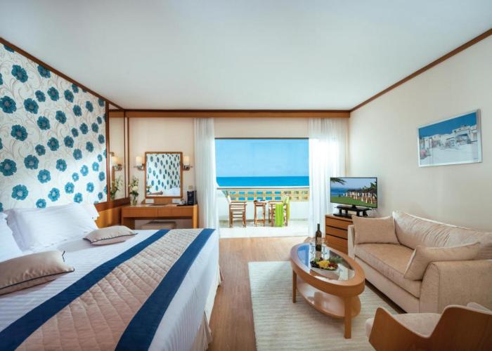 Constantinou Bros Athena Royal Beach Hotel