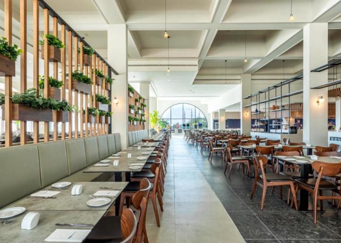 Louis Phaethon Beach