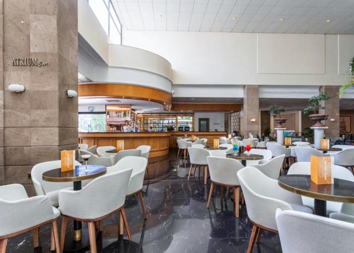 Louis Phaethon Beach